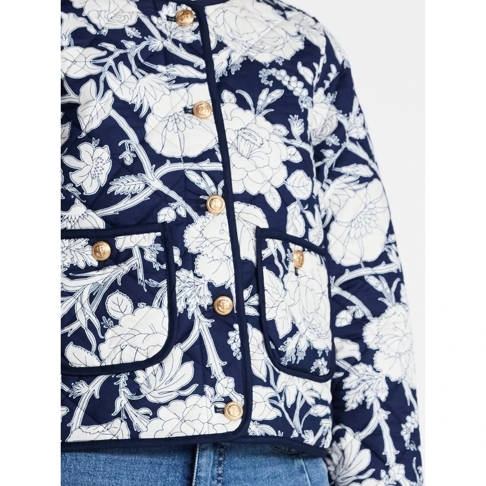 Time‎ Tru Quilted Jacket Women Navy White Floral Toile Gold Button Crewneck